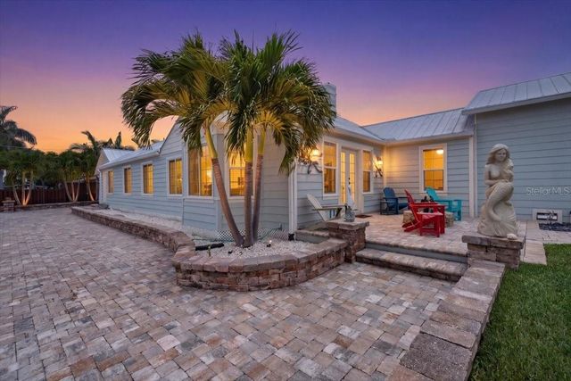 216 SUNRISE DRIVE, Nokomis, FL 34275