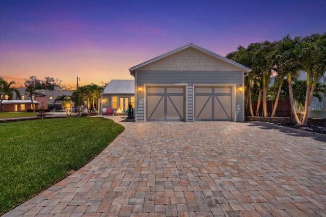 216 SUNRISE DRIVE, Nokomis, FL 34275