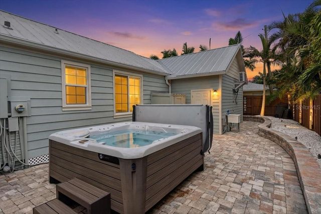 216 SUNRISE DRIVE, Nokomis, FL 34275