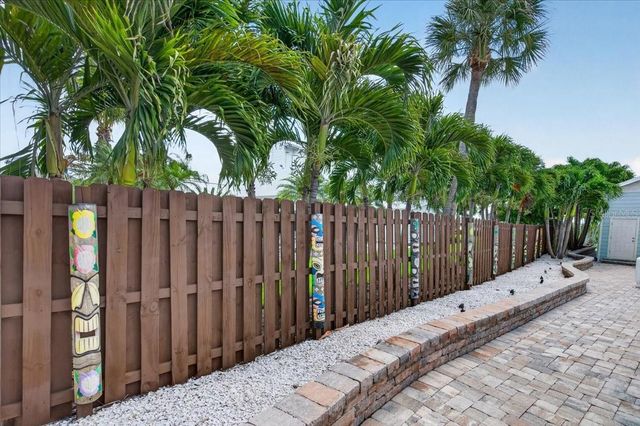 216 SUNRISE DRIVE, Nokomis, FL 34275