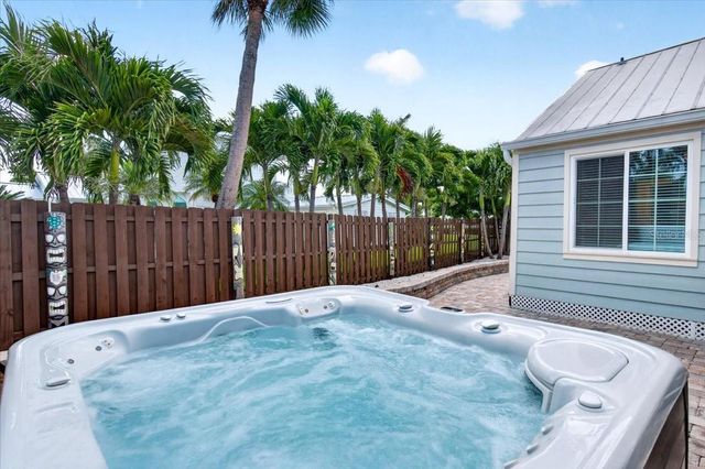 216 SUNRISE DRIVE, Nokomis, FL 34275