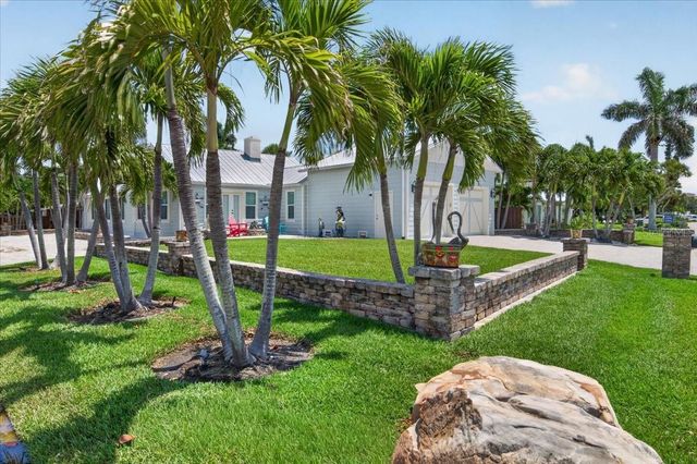 216 SUNRISE DRIVE, Nokomis, FL 34275