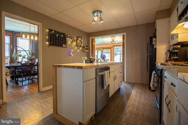 329 W WALNUT ST, Kutztown, PA 19530