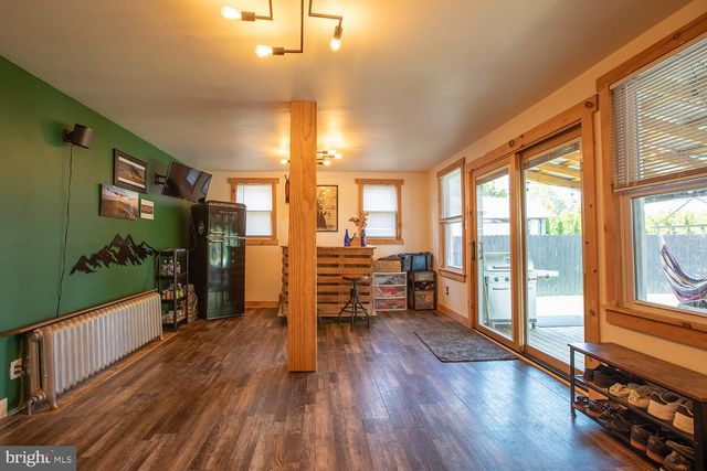 329 W WALNUT ST, Kutztown, PA 19530