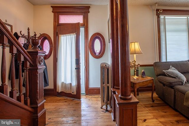 329 W WALNUT ST, Kutztown, PA 19530