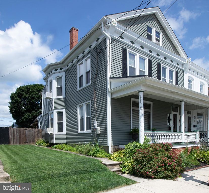 329 W WALNUT ST, Kutztown, PA 19530