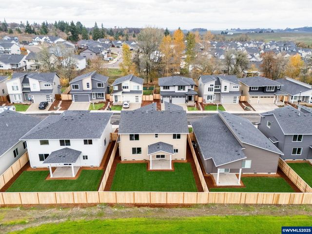 7063 Pinot Noir Dr, Corvallis, OR 97330