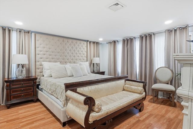 186 Mohawk Trl, Haverhill, MA 01832