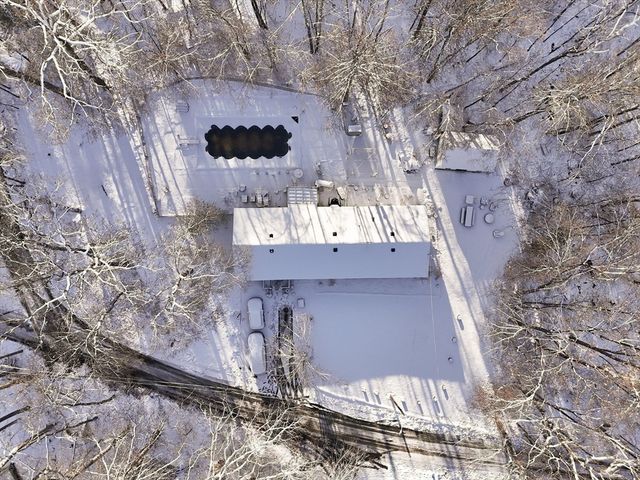 186 Mohawk Trl, Haverhill, MA 01832