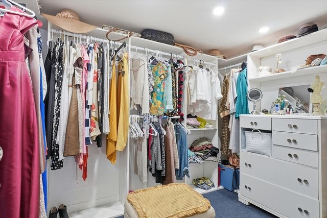 186 Mohawk Trl, Haverhill, MA 01832