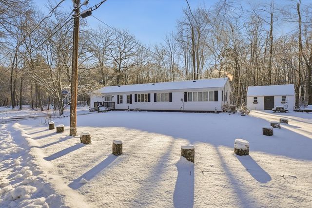 186 Mohawk Trl, Haverhill, MA 01832