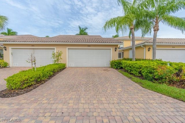 8108 Josefa WAY, Naples, FL 34114