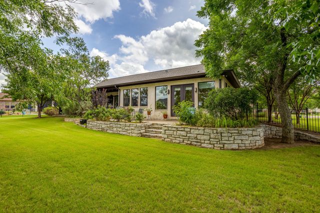 5604 Medinah Court, Granbury, TX 76049
