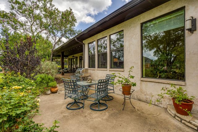 5604 Medinah Court, Granbury, TX 76049