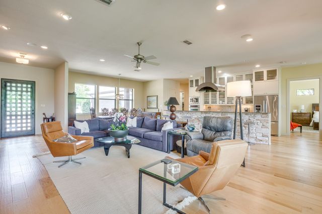 5604 Medinah Court, Granbury, TX 76049
