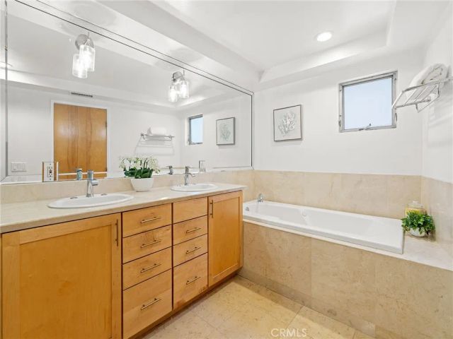 702 10th, Hermosa Beach, CA 90254