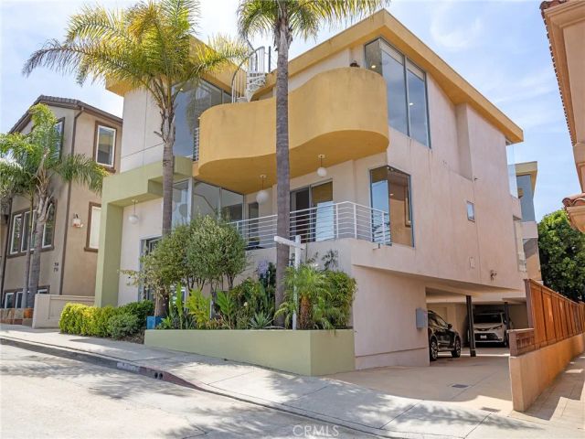 702 10th, Hermosa Beach, CA 90254