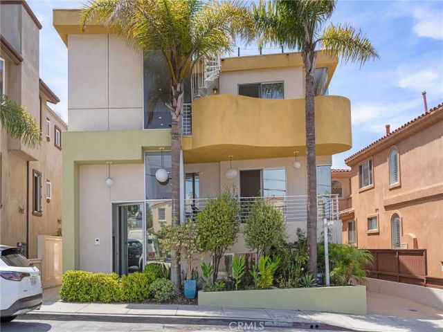 702 10th, Hermosa Beach, CA 90254