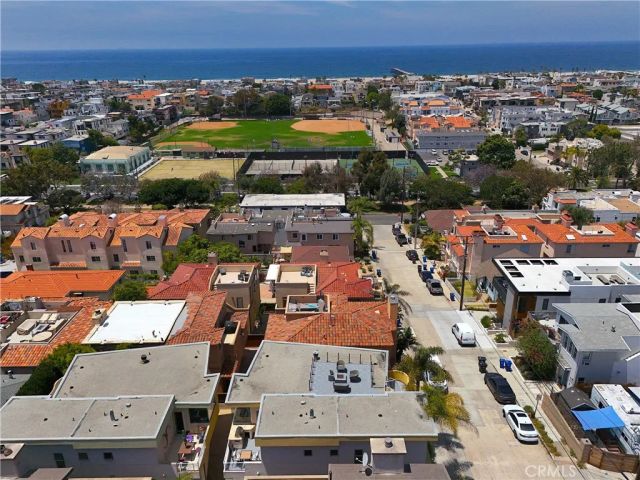 702 10th, Hermosa Beach, CA 90254
