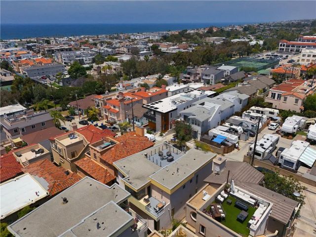 702 10th, Hermosa Beach, CA 90254