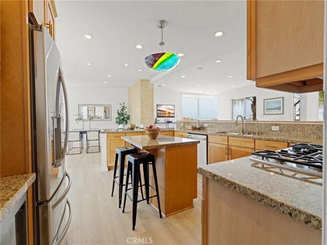 702 10th, Hermosa Beach, CA 90254