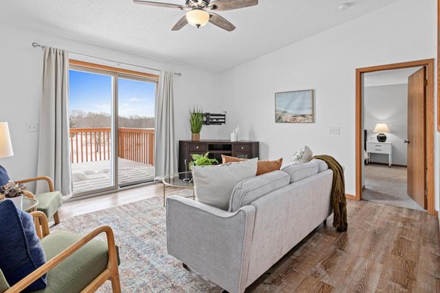 1016 W Ridge Court, New Richmond, WI 54017