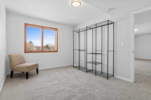 1016 W Ridge Court, New Richmond, WI 54017