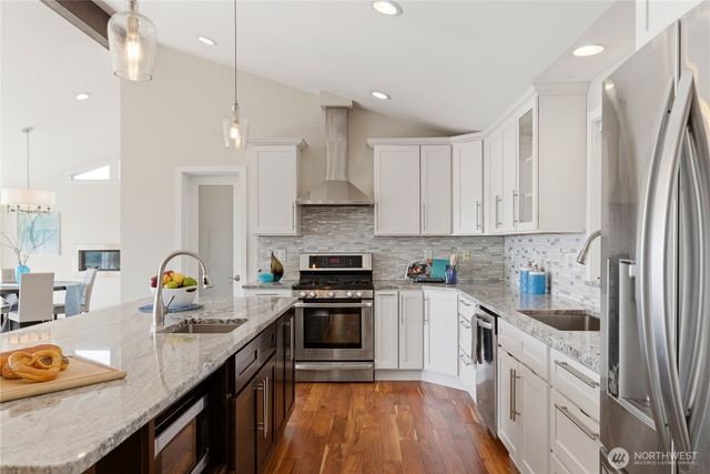 5530 Frances Avenue NE, Tacoma, WA 98422