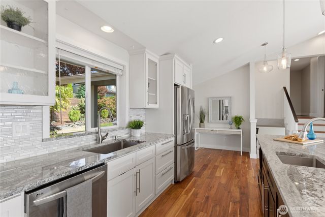 5530 Frances Avenue NE, Tacoma, WA 98422