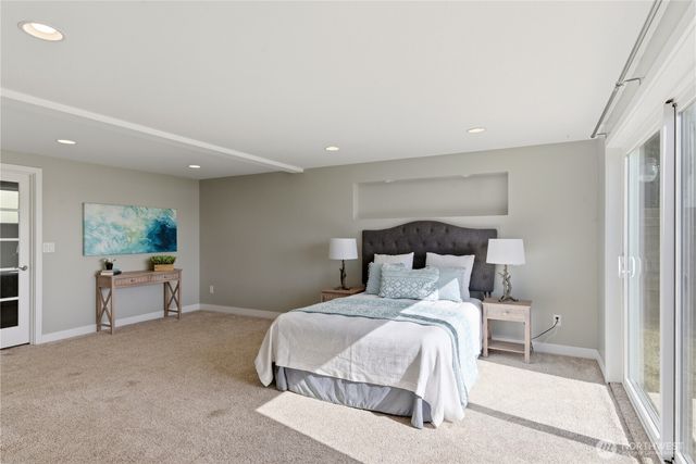 5530 Frances Avenue NE, Tacoma, WA 98422