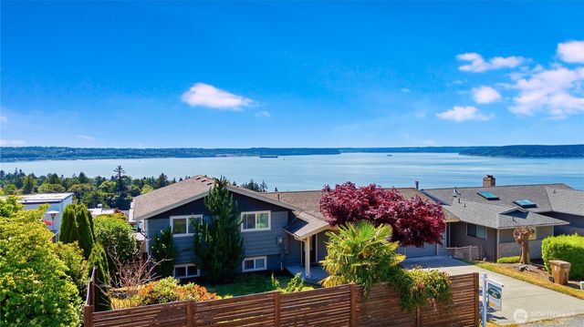 5530 Frances Avenue NE, Tacoma, WA 98422