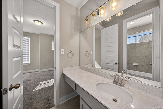 154 Lily Pass, Castroville, TX 78009