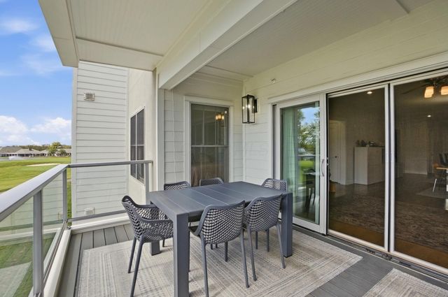 5233 Highpointe Lakes Drive, 202, Westerville, OH 43081