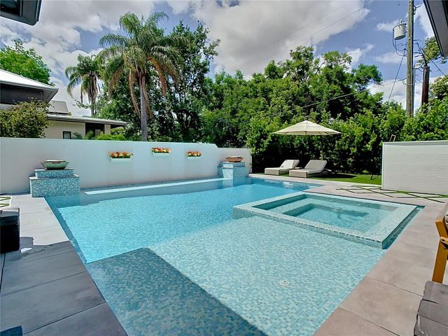 2614 PARKLAND DRIVE, Winter Park, FL 32789