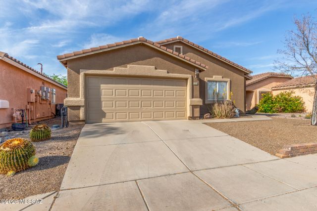 2150 W Roundwood Place, Tucson, AZ 85745