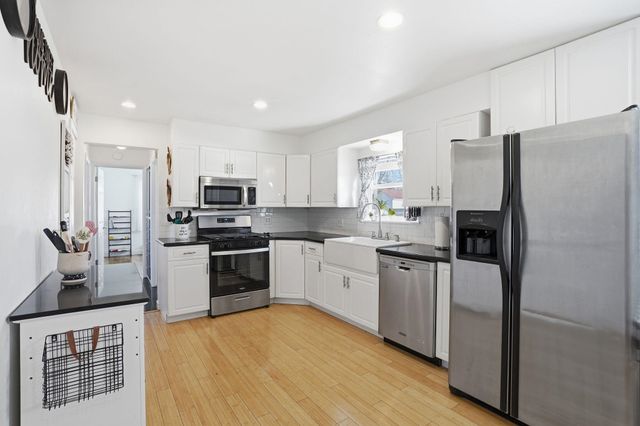 1108 N Willow Rd, Spokane Valley, WA 99206