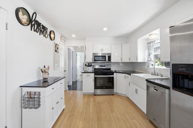 1108 N Willow Rd, Spokane Valley, WA 99206