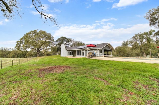 22800 Latrobe Rd, Plymouth, CA 95669