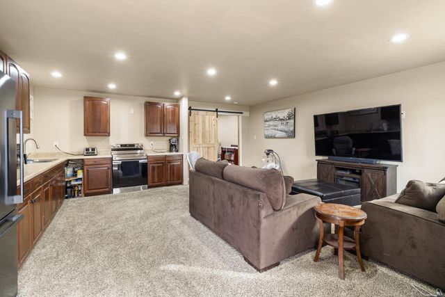 22800 Latrobe Rd, Plymouth, CA 95669