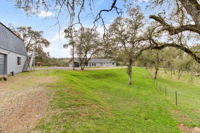 22800 Latrobe Rd, Plymouth, CA 95669