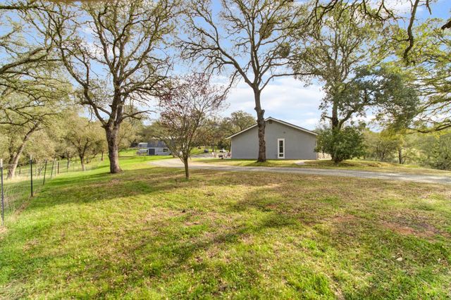 22800 Latrobe Rd, Plymouth, CA 95669