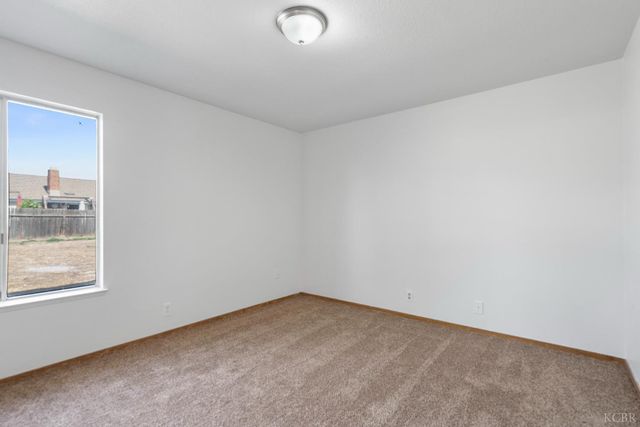 2166 Fernwood Drive, Hanford, CA 93230