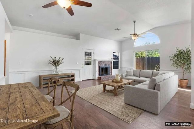 2166 Fernwood Drive, Hanford, CA 93230