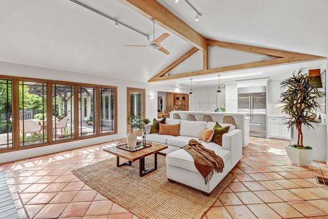 250 Baldwin Way, Sacramento, CA 95864