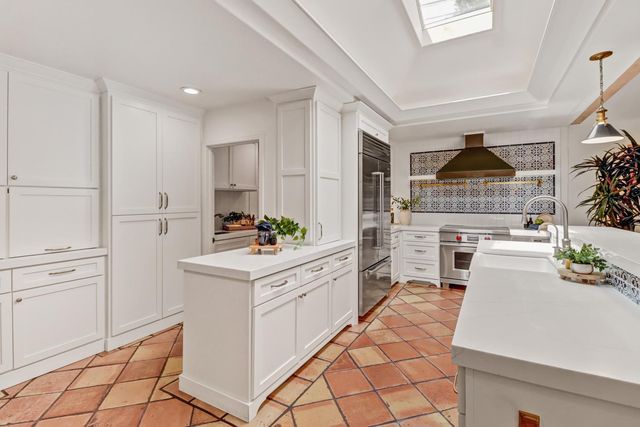 250 Baldwin Way, Sacramento, CA 95864