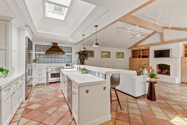 250 Baldwin Way, Sacramento, CA 95864