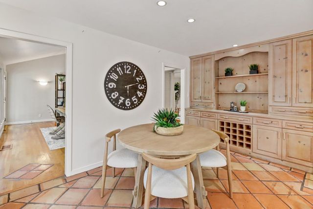 250 Baldwin Way, Sacramento, CA 95864