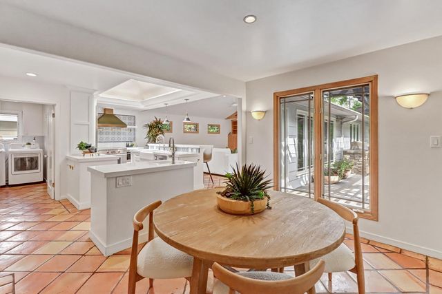 250 Baldwin Way, Sacramento, CA 95864