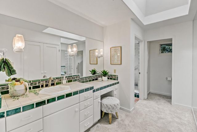 250 Baldwin Way, Sacramento, CA 95864