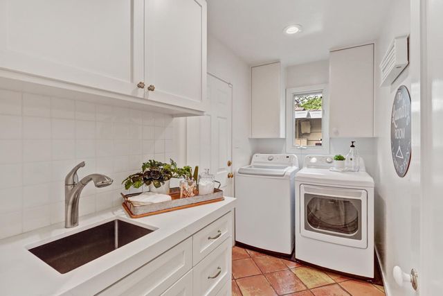 250 Baldwin Way, Sacramento, CA 95864